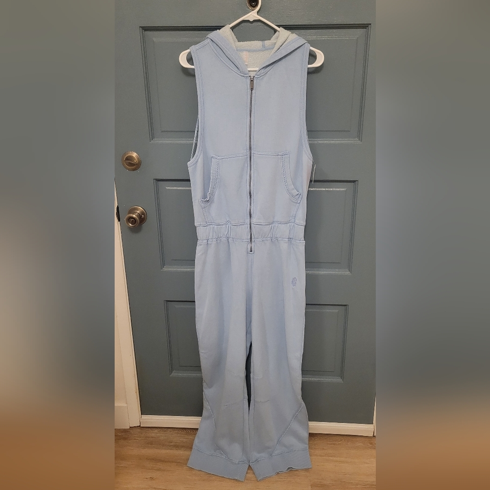 NWT Fp Movement Set Go Hooded Jumpsuit Size Small